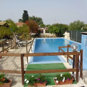 Bungalow Janet Affittacamere Cassibile
